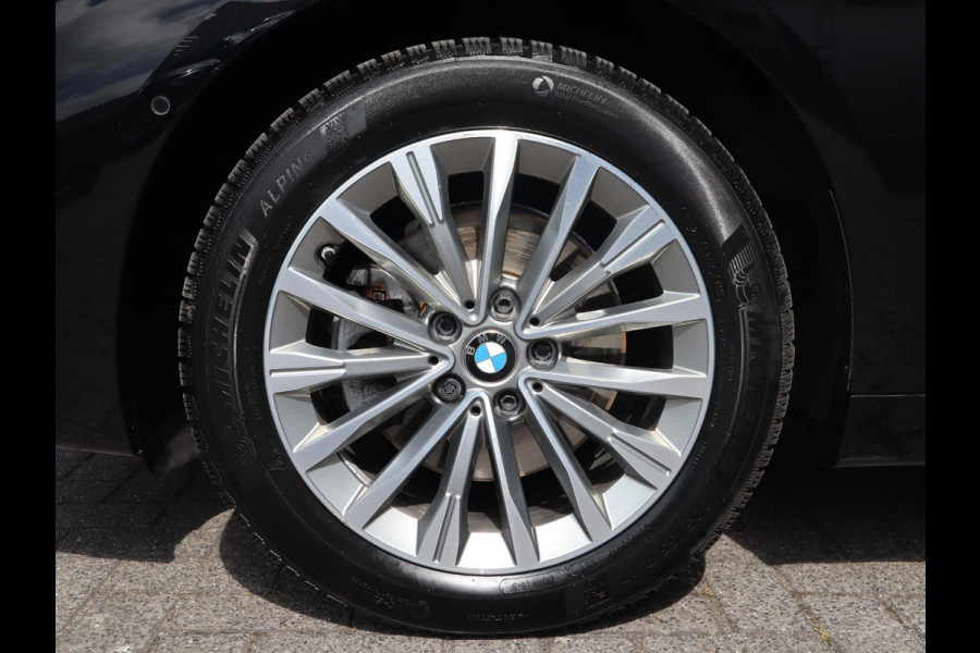BMW 2 Serie Gran Tourer 218i High Executive | Head Up | Panodak | Memory stoelen | Trekhaak |