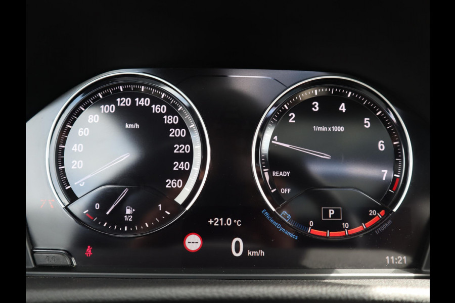 BMW 2 Serie Gran Tourer 218i High Executive | Head Up | Panodak | Memory stoelen | Trekhaak |