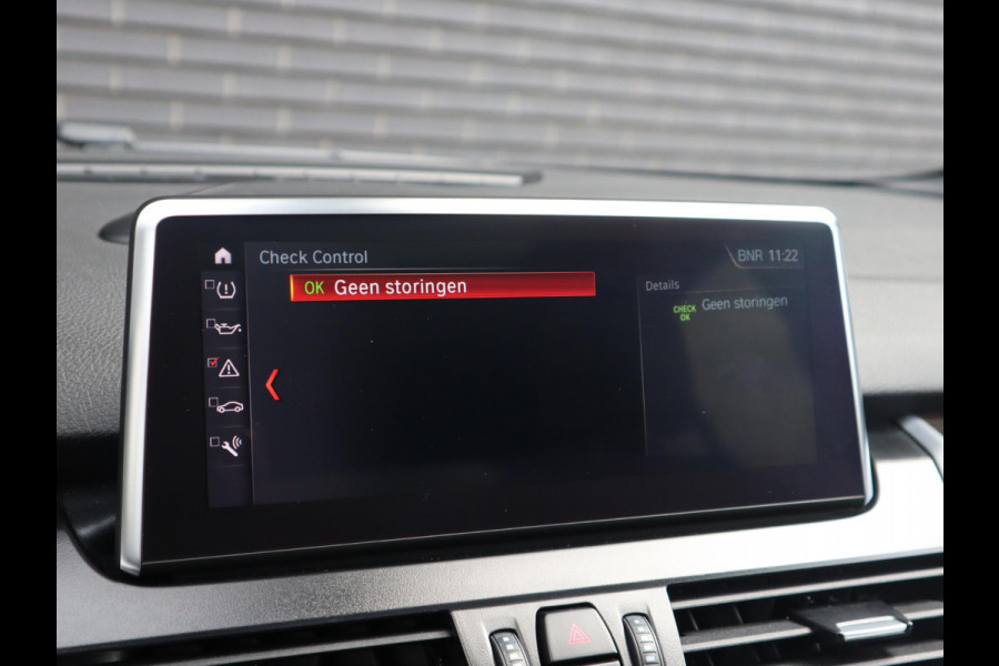 BMW 2 Serie Gran Tourer 218i High Executive | Head Up | Panodak | Memory stoelen | Trekhaak |
