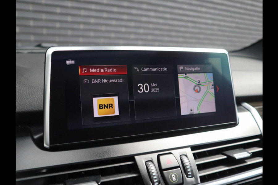BMW 2 Serie Gran Tourer 218i High Executive | Head Up | Panodak | Memory stoelen | Trekhaak |