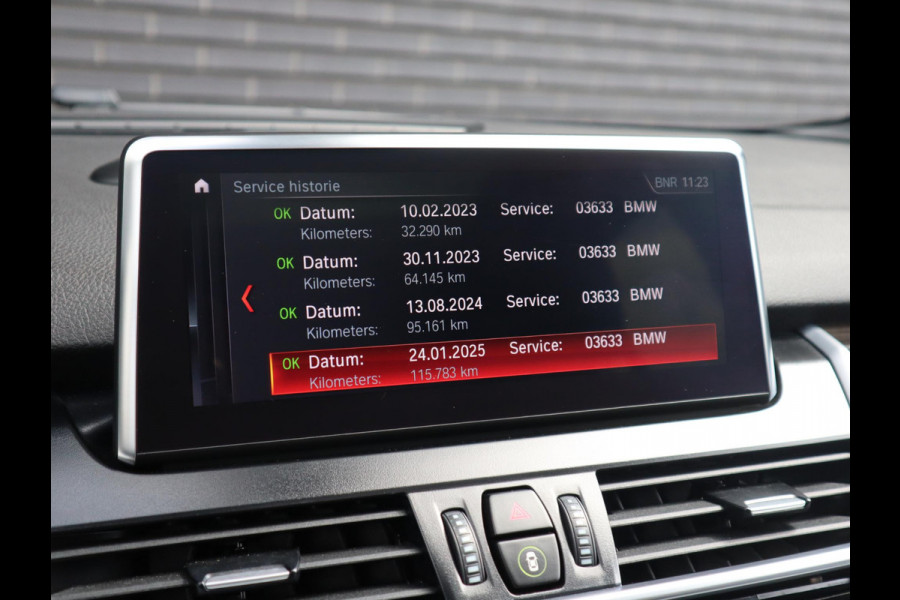BMW 2 Serie Gran Tourer 218i High Executive | Head Up | Panodak | Memory stoelen | Trekhaak |
