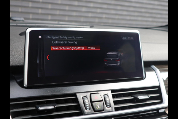 BMW 2 Serie Gran Tourer 218i High Executive | Head Up | Panodak | Memory stoelen | Trekhaak |