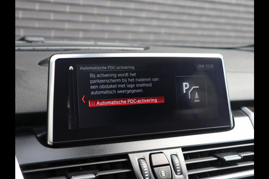 BMW 2 Serie Gran Tourer 218i High Executive | Head Up | Panodak | Memory stoelen | Trekhaak |