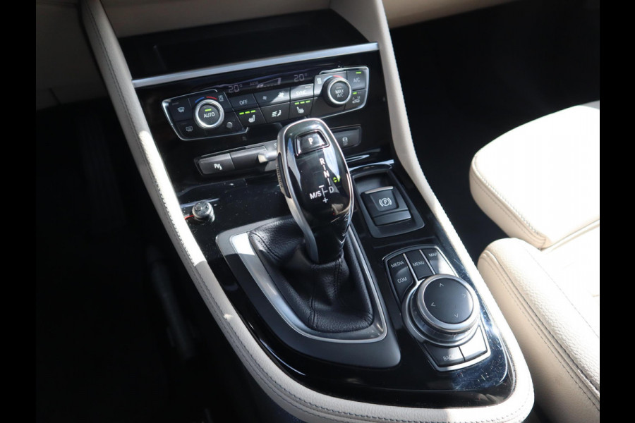 BMW 2 Serie Gran Tourer 218i High Executive | Head Up | Panodak | Memory stoelen | Trekhaak |