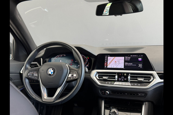 BMW 3-serie 320i 184PK Executive Edition Sportstoelen