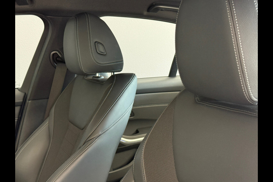 BMW 3-serie 320i 184PK Executive Edition Sportstoelen