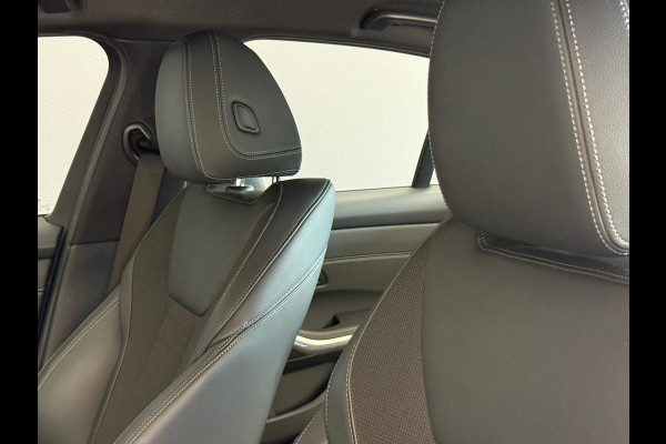 BMW 3-serie 320i 184PK Executive Edition Sportstoelen
