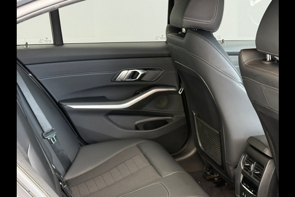 BMW 3-serie 320i 184PK Executive Edition Sportstoelen