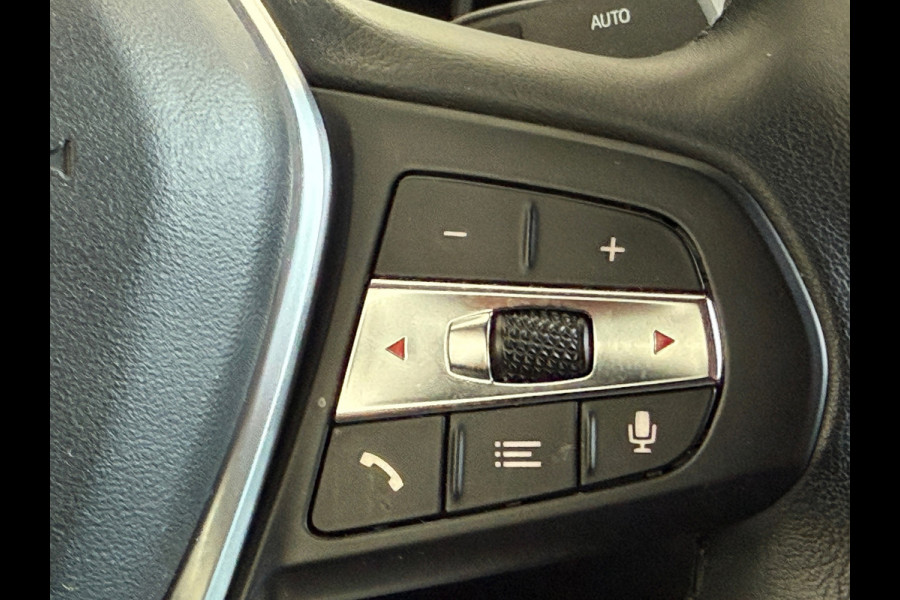 BMW 3-serie 320i 184PK Executive Edition Sportstoelen