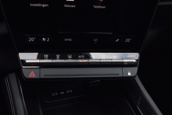 Renault Austral 1.3 mild hybrid 160pk | Apple CarPlay | Half Leer | Virtual | Camera