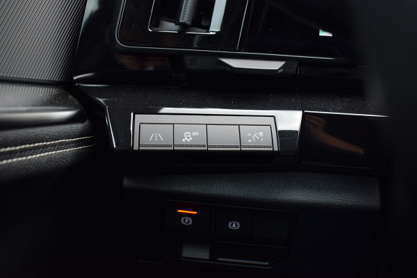 Renault Austral 1.3 mild hybrid 160pk | Apple CarPlay | Half Leer | Virtual | Camera