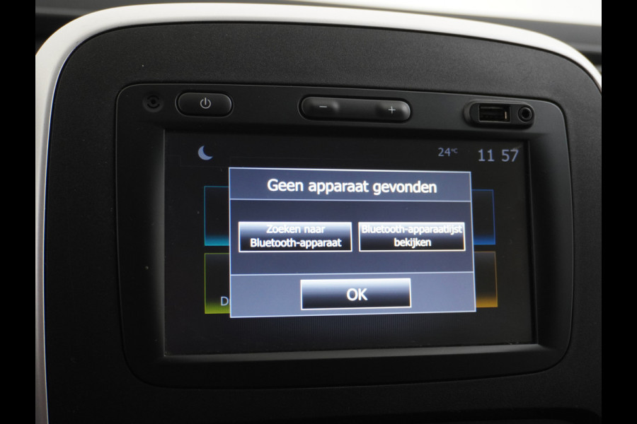Renault Trafic 1.6dCi 96 T29 L1H1 3-Persoons Trekhaak Ecc Navi Camera Regen/Lichtsensor Cruise Control Pdc Bluetooth Led Schuifdeur Betonplex vloer Wandbekleding Comfort 1e Eigenaar Euro 6 Facelift model 2.000kg trekvermogen