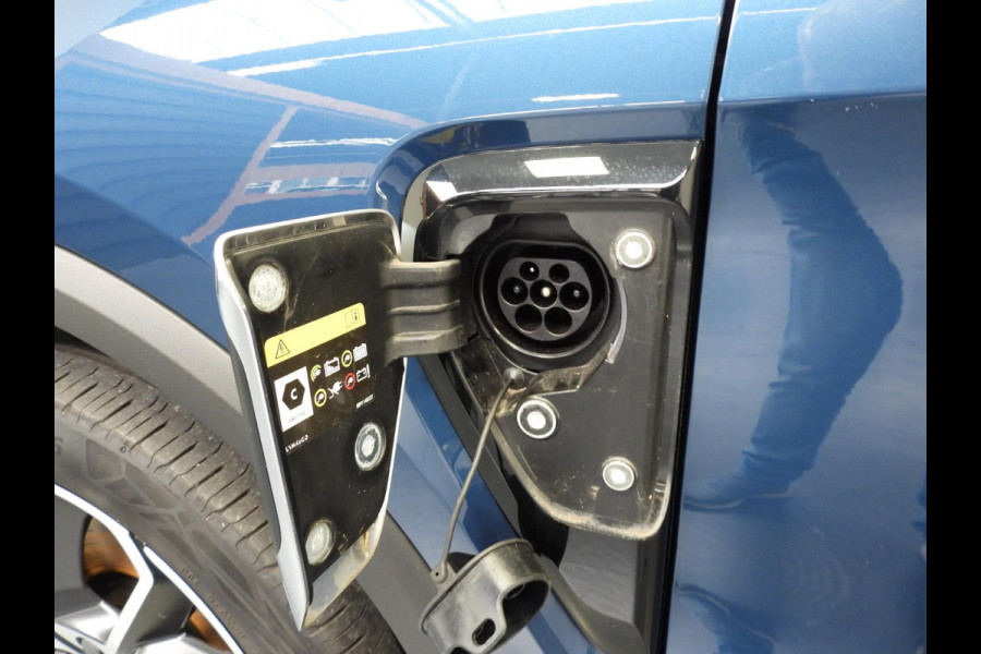 Lynk & Co 01 1.5 PHEV Plug-In NAVI/360CAM/SCHUIFDAK/LED/20"LMV!