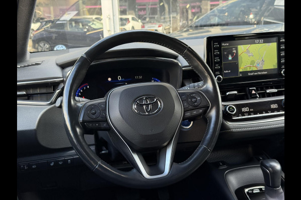 Toyota Corolla 2.0 Hybrid First Edition | Stoel + Stuurverwarming, 17 inch, Keyless, Privacy glass, Apple CarPlay/Android Auto