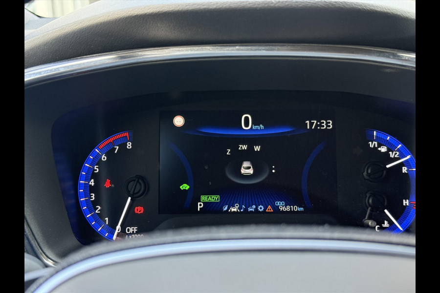 Toyota Corolla 2.0 Hybrid First Edition | Stoel + Stuurverwarming, 17 inch, Keyless, Privacy glass, Apple CarPlay/Android Auto