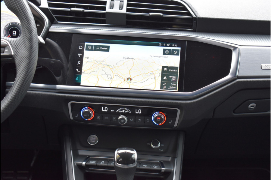 Audi Q3 35 TFSI S-Line Black Ed Navi 360 Camera Sfeer Keyless ACC 19 Inch