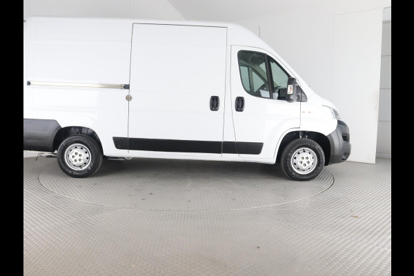 Fiat Ducato 30 2.3 MULTI JET L2H2 (EX.BTW) CLIMA. EURO 6 !!NAVIGATIE.CRUISE 1e EIG 3 zit. Laadvloer. dubbele deuren .