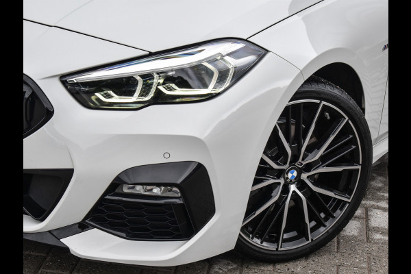 BMW 2 Serie Gran Coupé 218i M-SPORT | SCHUIF -/- KANTELDAK | ACTIVE CRUISE | AMBIANCE SFEER VERLICHTING | HARMAN KARDON AUDIO