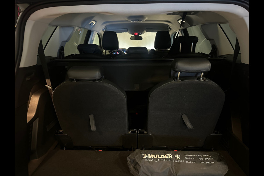 Peugeot 5008 1.2 PureTech Blue Lease Premium