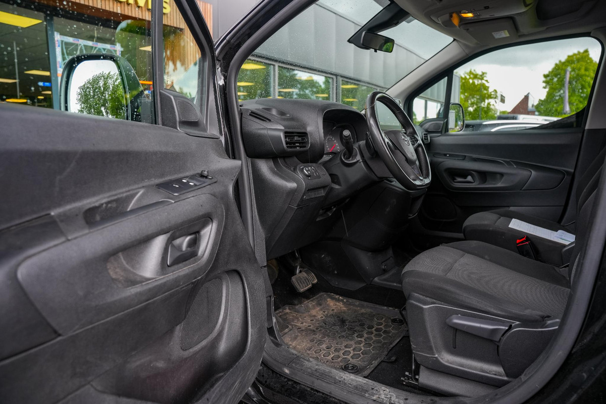 Opel Combo 1.5D L2H1 Edition Airco Cruise Automaat Navi Opel Combo 1.5D L2H1 Edition Airco Cruise Automaat Navi