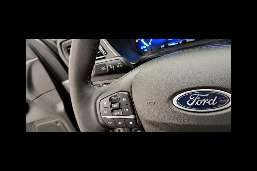 Ford Kuga 2.5 PHEV Titanium 225pk | Driver Assistance Pack | Winterpack | AGR Stoelen met half leder | Trekhaak Wegklapbaar | Michelin Cross Climate