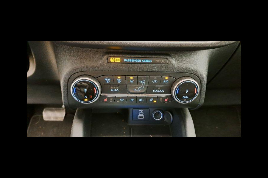 Ford Kuga 2.5 PHEV Titanium 225pk | Driver Assistance Pack | Winterpack | AGR Stoelen met half leder | Trekhaak Wegklapbaar | Michelin Cross Climate