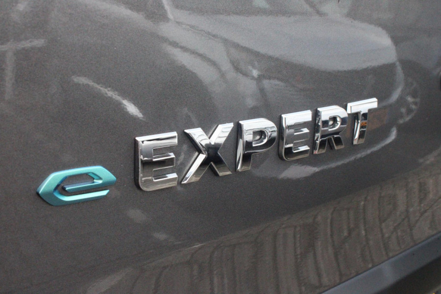 Peugeot e-Expert EV L2 75 kWh | NAVIGATIE 10" TOUCHSCREEN | ACHTERUITRIJ CAMERA | APPLE CARPLAY/ANDROID AUTO | PARKEERSENSOREN | CRUISE CONTROL | DAB+ RADIO | 3-ZITS | LAADRUIMTE PAKKET | PACK MODUWORK |