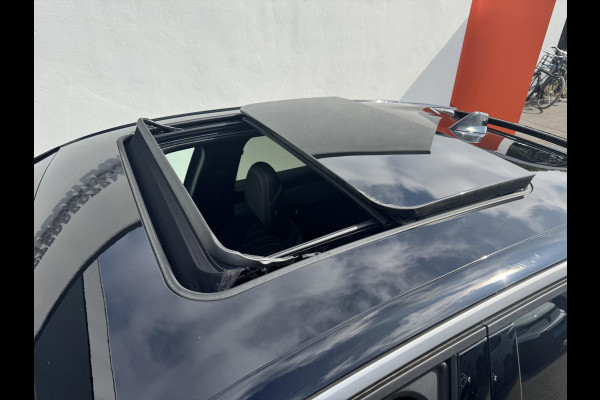 Peugeot E-3008 GT Avantage 73 kWh | Panoramadak | Meer foto's volgen