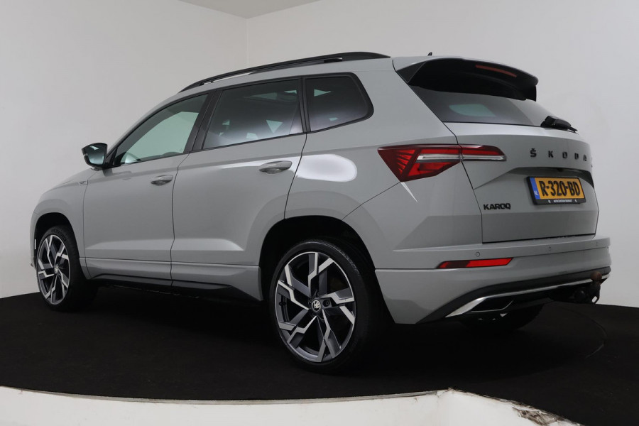 Škoda Karoq 1.5 TSI ACT Sportline Business (PANORAMADAK, STOEL-/STUURVERWARMING, ELEKT. TREKHAAK, ADAPTIVE CRUISE, CAMERA)