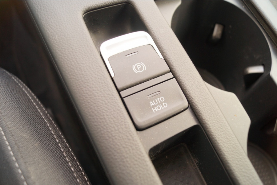 Volkswagen Passat Variant 1.5 TSI 150pk DSG Comfortline Business -NAVI-ECC-