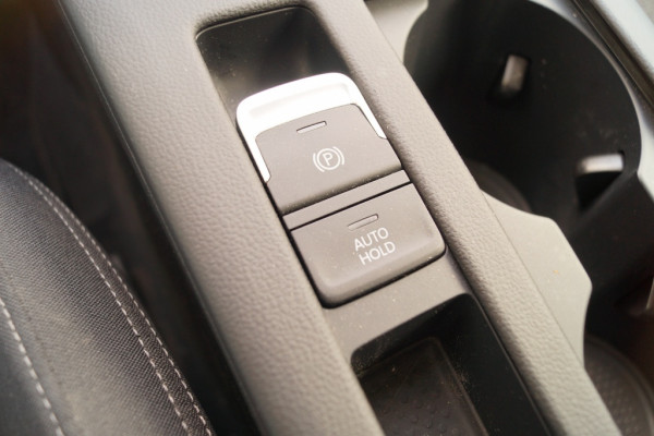 Volkswagen Passat Variant 1.5 TSI 150pk DSG Comfortline Business -NAVI-ECC-