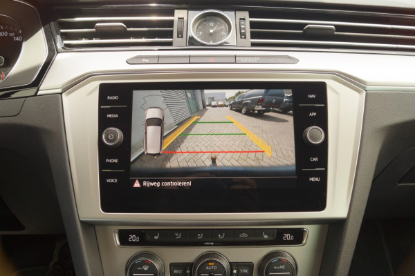 Volkswagen Passat Variant 1.5 TSI 150pk DSG Comfortline Business -NAVI-ECC-