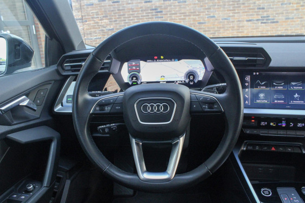 Audi A3 Sportback 45 TFSI e S ed. Comp. PANO | ACC| S-line | Park Ass. | Dode hoek | Stoel VW