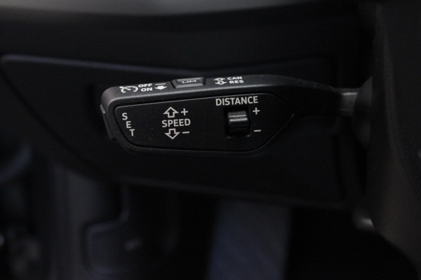 Audi A3 Sportback 45 TFSI e S ed. Comp. PANO | ACC| S-line | Park Ass. | Dode hoek | Stoel VW