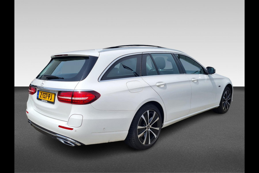 Mercedes-Benz E-Klasse Estate 300 e AMG Line | Burmester | schuifdak |