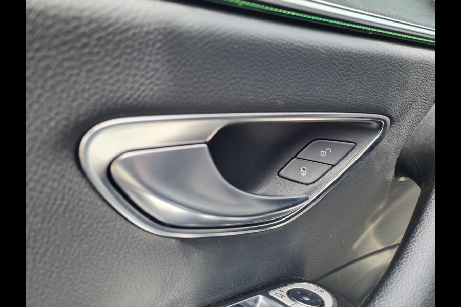 Mercedes-Benz E-Klasse Estate 300 e AMG Line | Burmester | schuifdak |