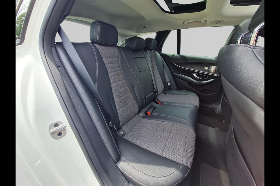 Mercedes-Benz E-Klasse Estate 300 e AMG Line | Burmester | schuifdak |