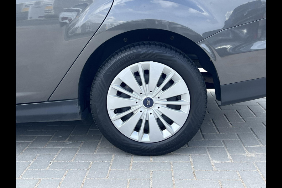 Ford FOCUS Wagon 1.0 Titanium | Stoelverwarming | Cruise control