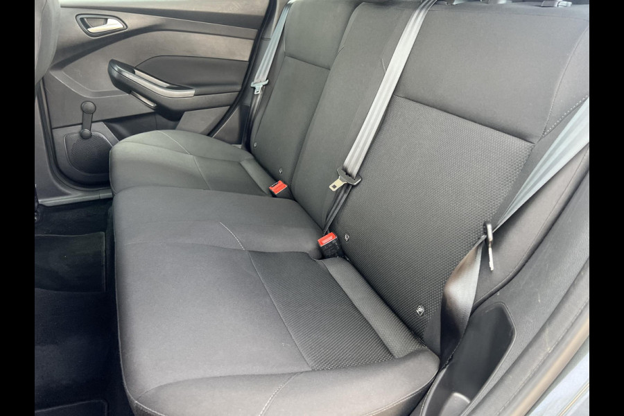 Ford FOCUS Wagon 1.0 Titanium | Stoelverwarming | Cruise control