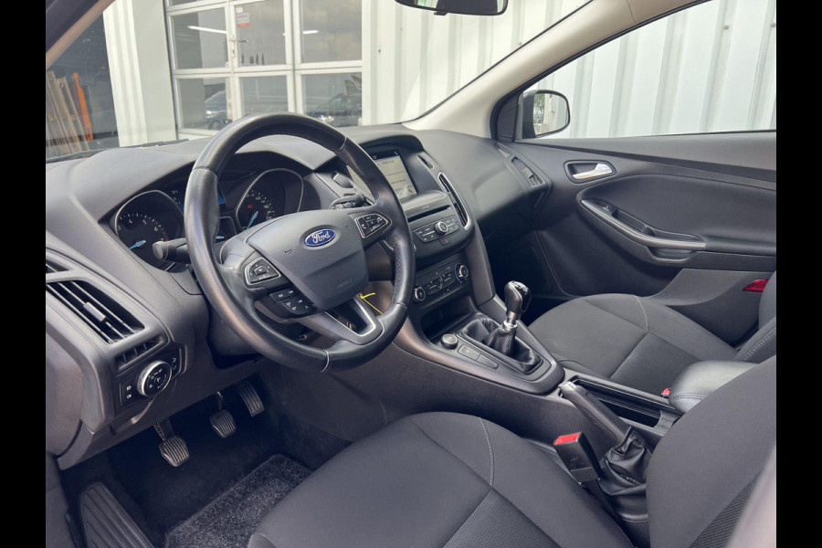 Ford FOCUS Wagon 1.0 Titanium | Stoelverwarming | Cruise control