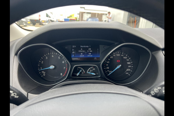 Ford FOCUS Wagon 1.0 Titanium | Stoelverwarming | Cruise control