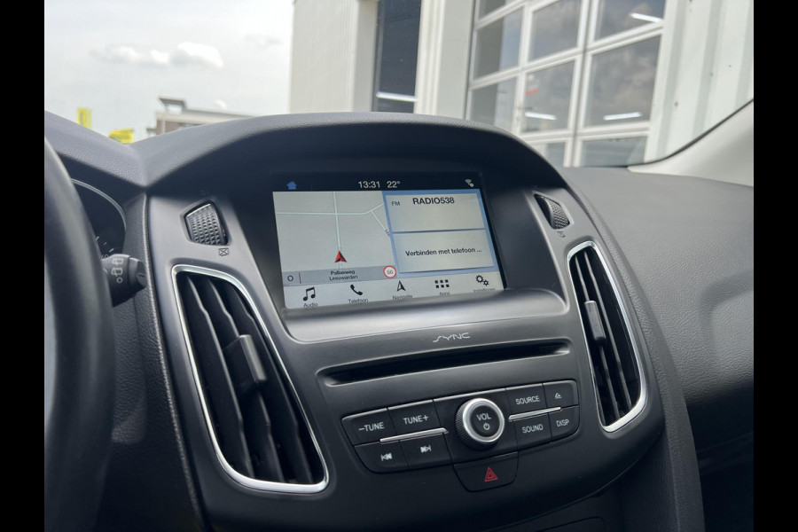 Ford FOCUS Wagon 1.0 Titanium | Stoelverwarming | Cruise control