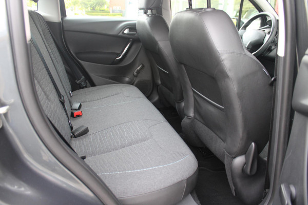 Citroën C3 1.2 82PK AUTOMAAT SELECTION | NAVIGATIE | CLIMATE CONTROL | CRUISE CONTROL | AIRCO | AFNEEMBARE TREKHAAK | UNIEKE KM STAND! |