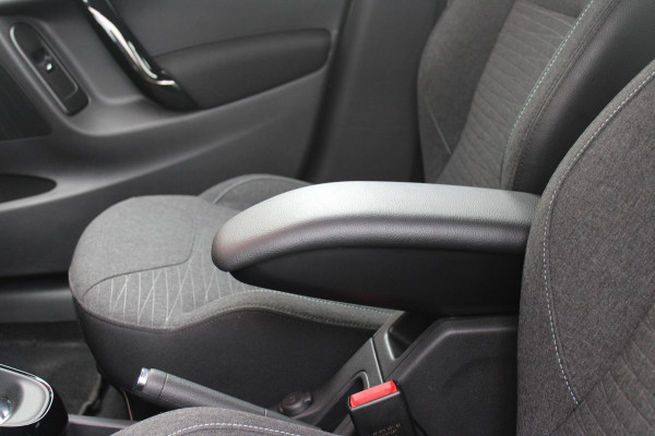 Citroën C3 1.2 82PK AUTOMAAT SELECTION | NAVIGATIE | CLIMATE CONTROL | CRUISE CONTROL | AIRCO | AFNEEMBARE TREKHAAK | UNIEKE KM STAND! |