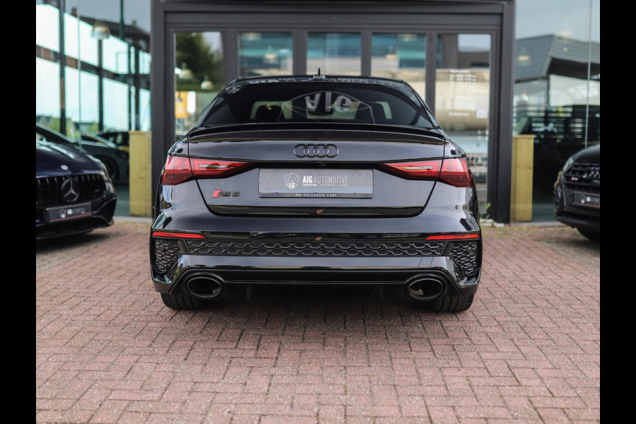 Audi A3 Limousine 2.5 TFSI RS 3 quattro | RS-Dynamic | Matrix | Keyless | B&O | Leder | Camera