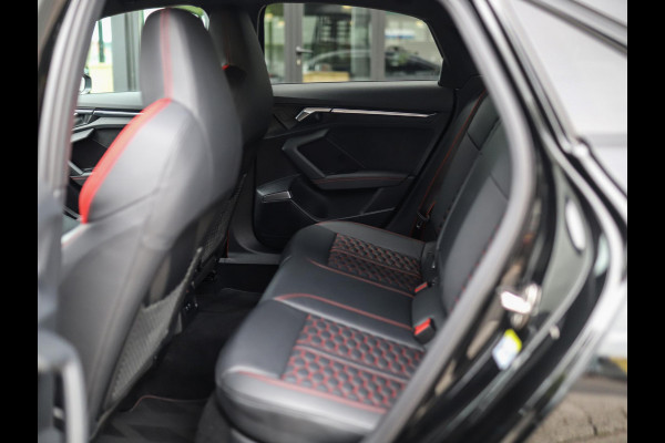Audi A3 Limousine 2.5 TFSI RS 3 quattro | RS-Dynamic | Matrix | Keyless | B&O | Leder | Camera