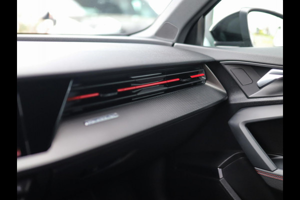 Audi A3 Limousine 2.5 TFSI RS 3 quattro | RS-Dynamic | Matrix | Keyless | B&O | Leder | Camera