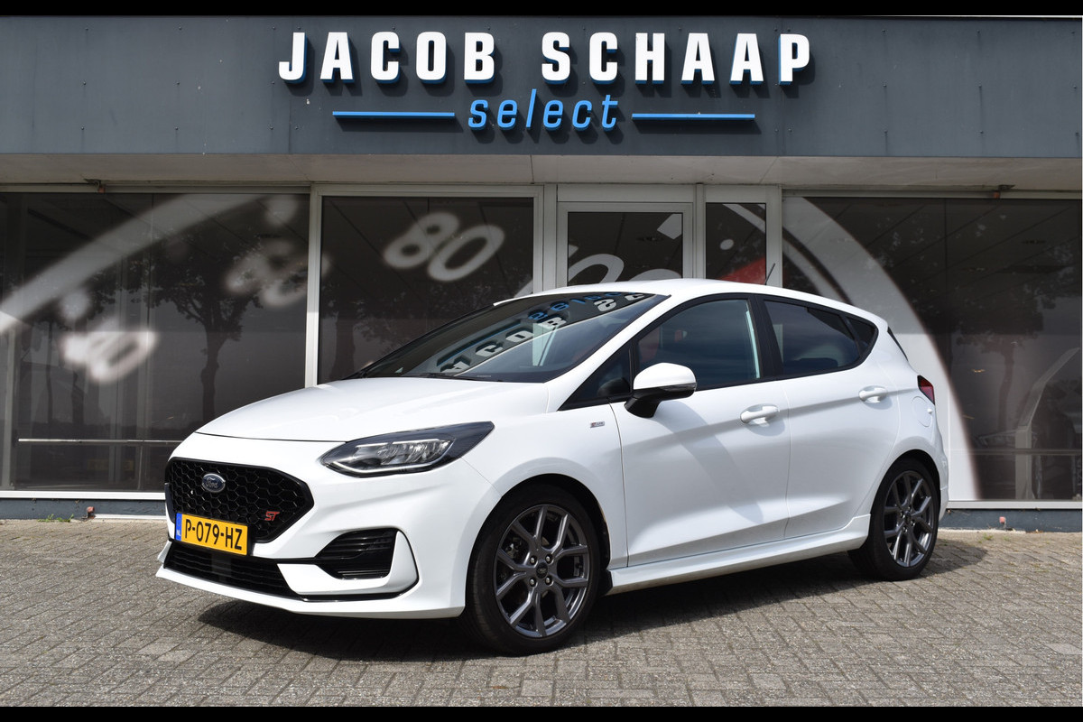 Ford Fiesta 1.0 EcoBoost Hybrid ST-Line / Airco / 17" LM / Carplay / Stoel & Stuurverwarming Ford Fiesta 1.0 EcoBoost Hybrid ST-Line / Airco / 17" LM / Carplay / Stoel & Stuurverwarming