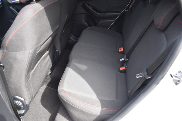 Ford Fiesta 1.0 EcoBoost Hybrid ST-Line / Airco / 17" LM / Carplay / Stoel & Stuurverwarming