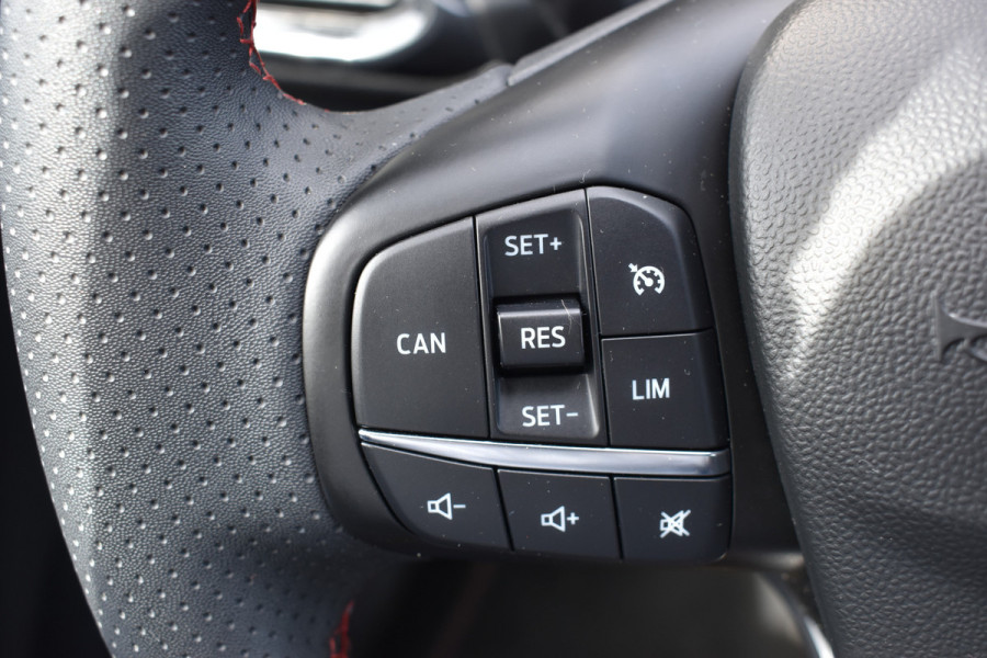 Ford Fiesta 1.0 EcoBoost Hybrid ST-Line / Airco / 17" LM / Carplay / Stoel & Stuurverwarming